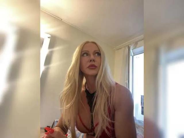 ALISE8881 from BongaCams