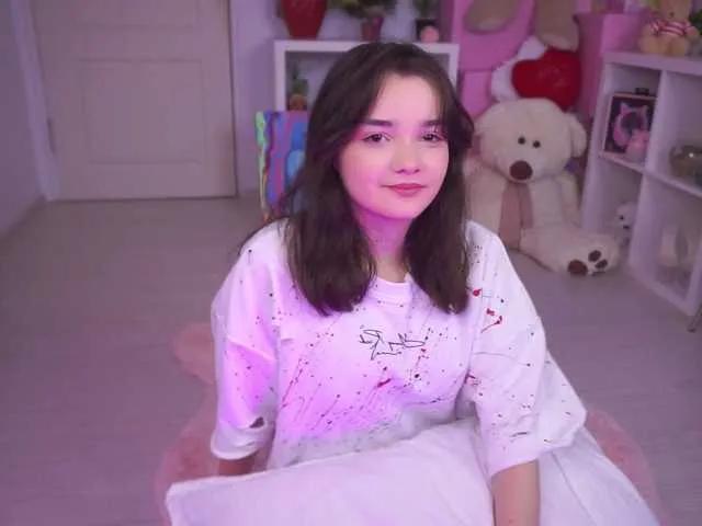 AryaStarky from BongaCams