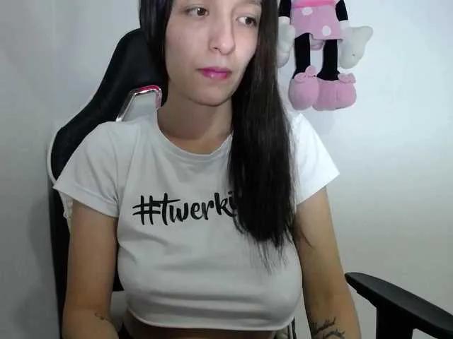 bulmaamilk from BongaCams