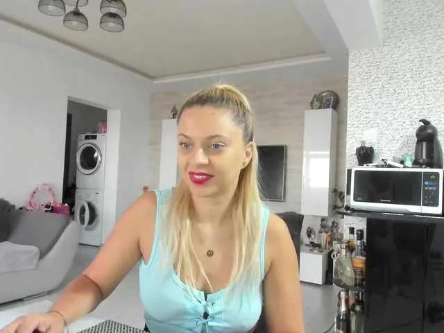 Explore CarlaStaceeFun, she wants to masturbate for you CarlaStaceeFun from BongaCams