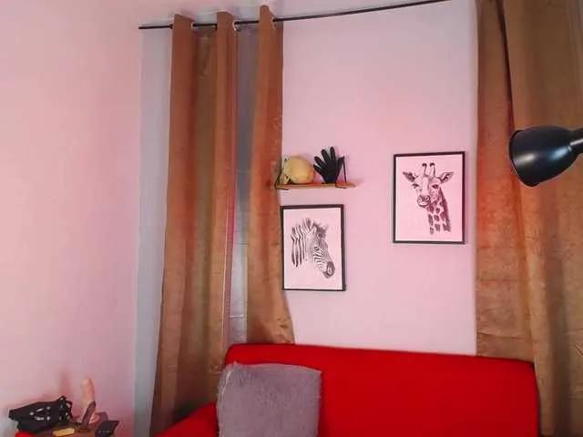 Try cute escort DakariaHills DakariaHills from BongaCams