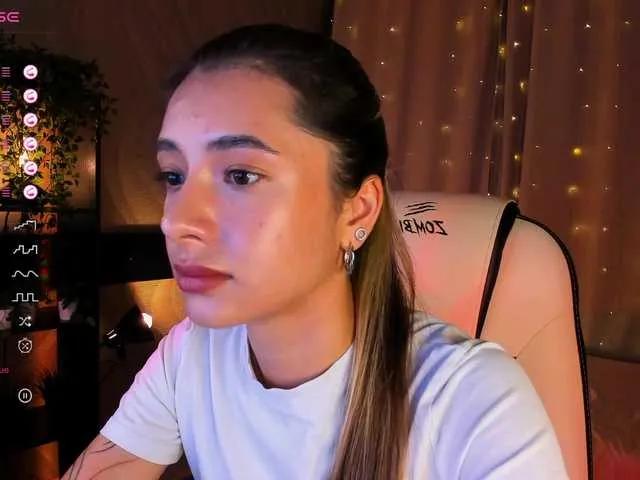 DarlaBelle from BongaCams