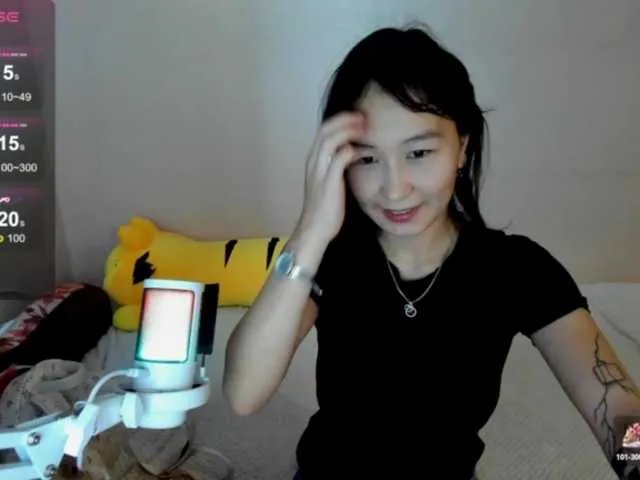 ElliMilka from BongaCams