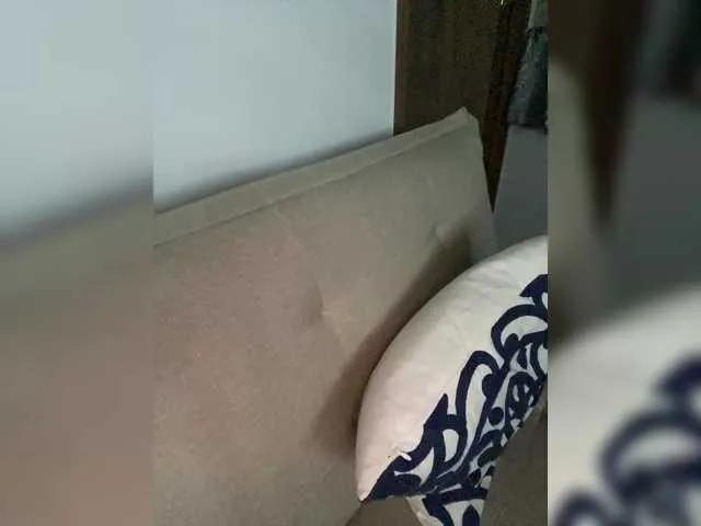 FurElisse from BongaCams