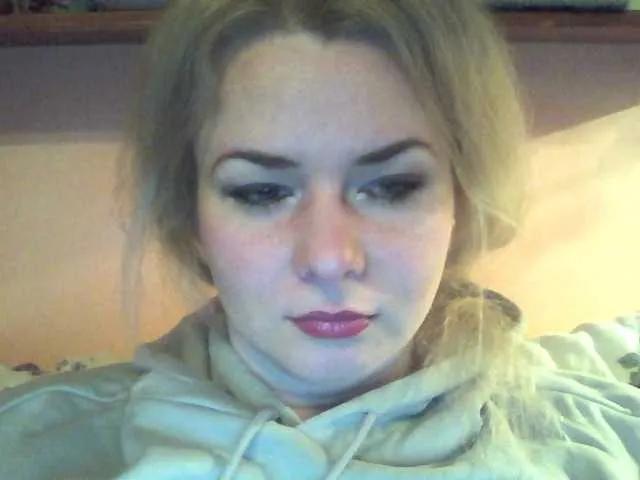 Explore sweet escort HollyLaPretty HollyLaPretty from BongaCams