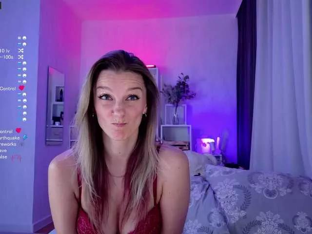 Karamelsw from BongaCams