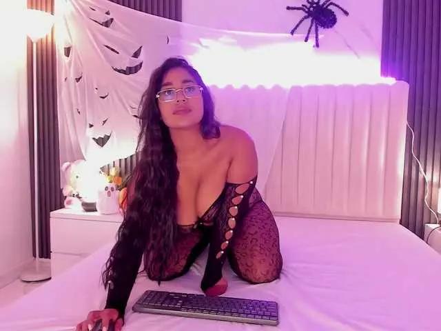 Cute LanaRay1 wants you to fuck her body now LanaRay1 from BongaCams