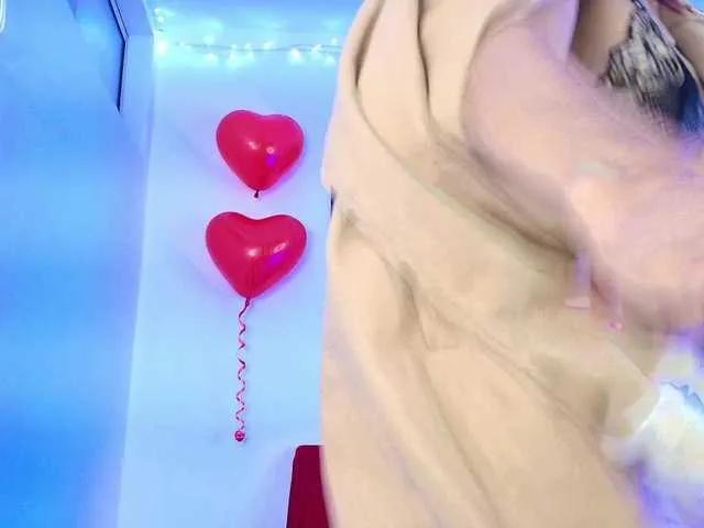 lazzy-blake from BongaCams