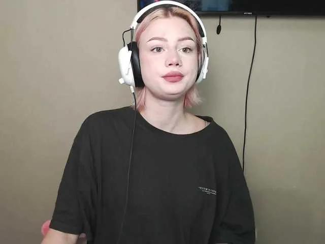 Linaaa from BongaCams