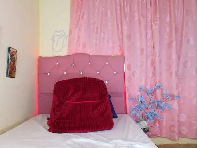 misskendall from BongaCams