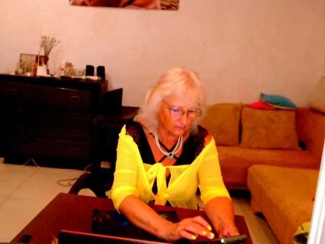 Naked Natalia7634 wants you to fuck her body now Natalia7634 from BongaCams