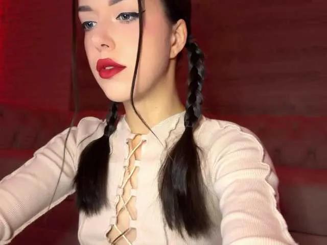 ShinySindel from BongaCams