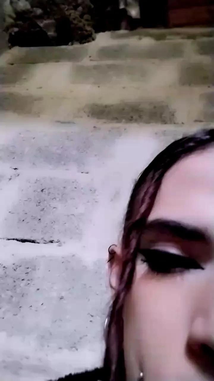 Agatha_Monfortt from Cam4