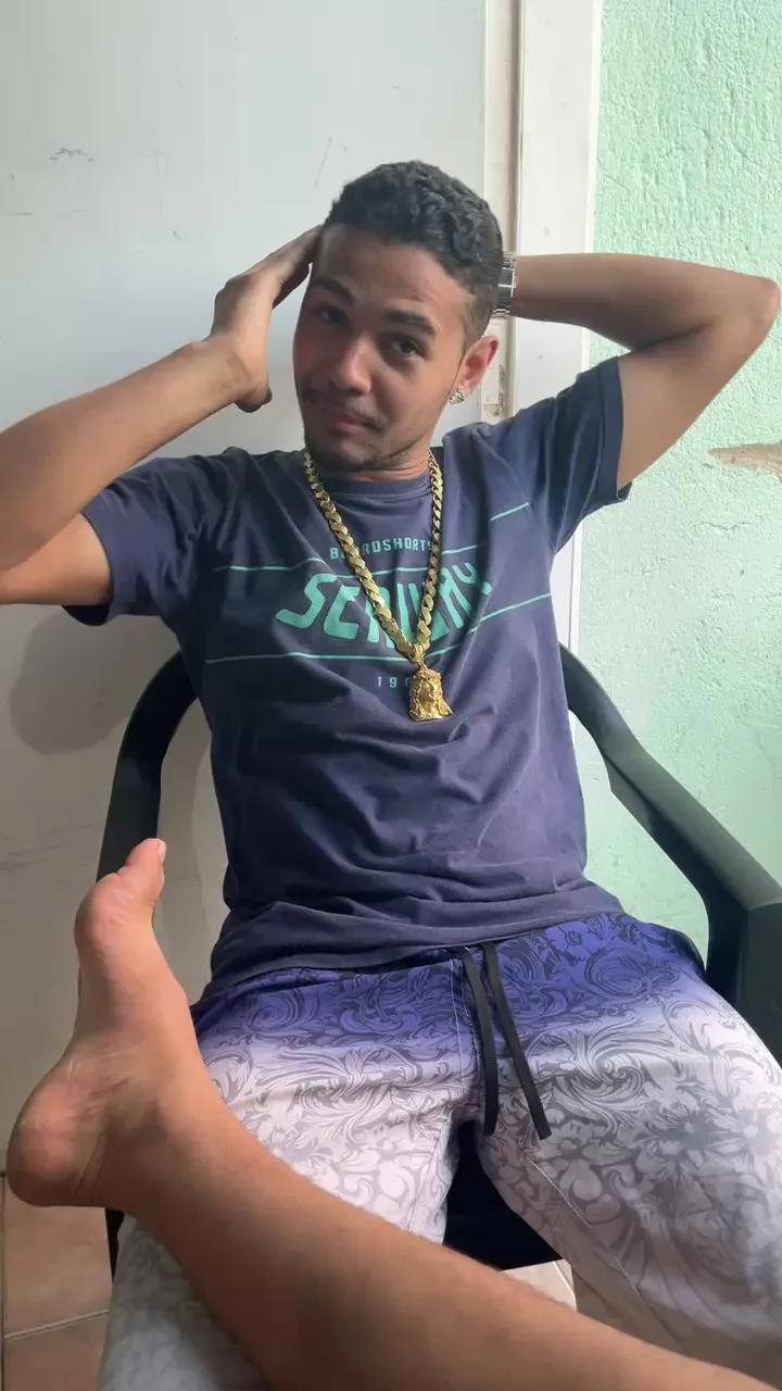 Discover cute slut AovivoNoWht AovivoNoWht from Cam4