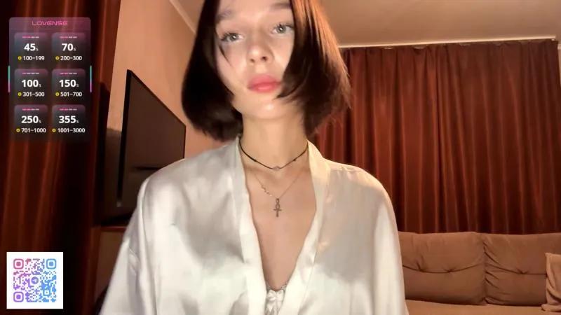 Watch ArgeliaClerc, she wants to masturbate for you ArgeliaClerc from Cam4