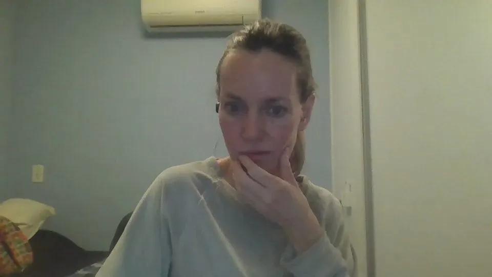 CrazyAnny1 from Cam4