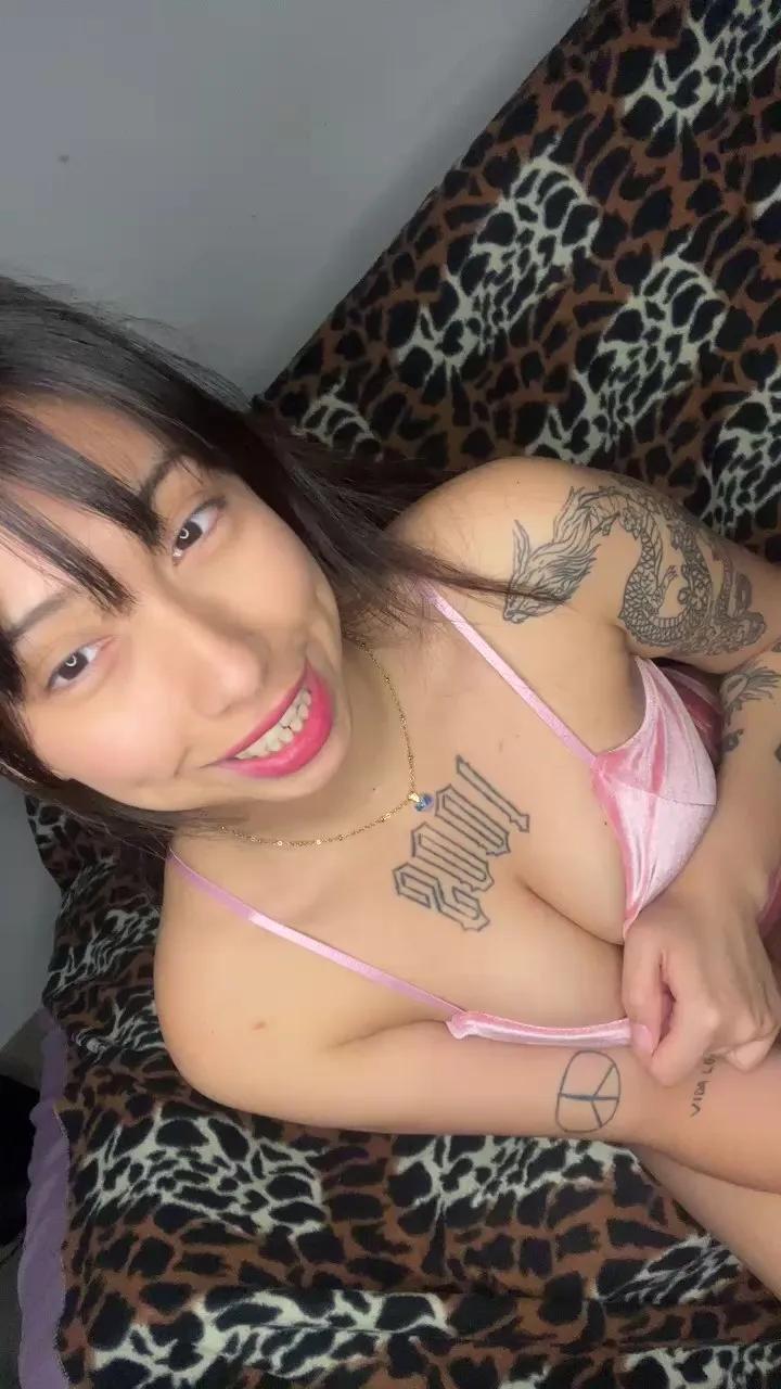 Discover 24 years old Cristalzita from Cam4 Cristalzita from Cam4