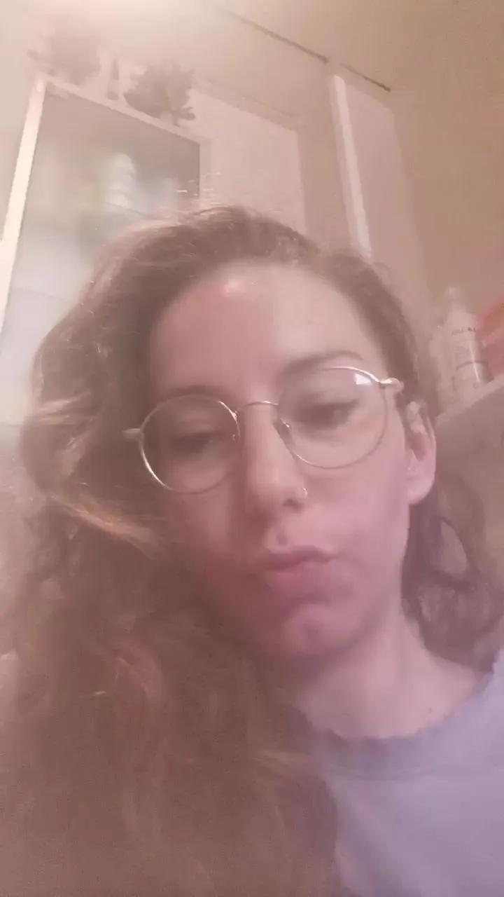 cruellathebills from Cam4