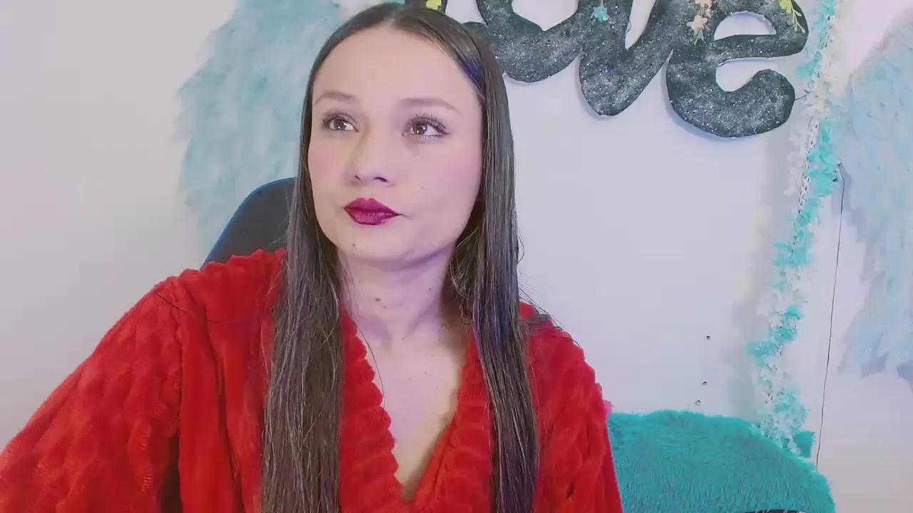 Explore Danna_model, she wants to masturbate for you danna_model from Cam4