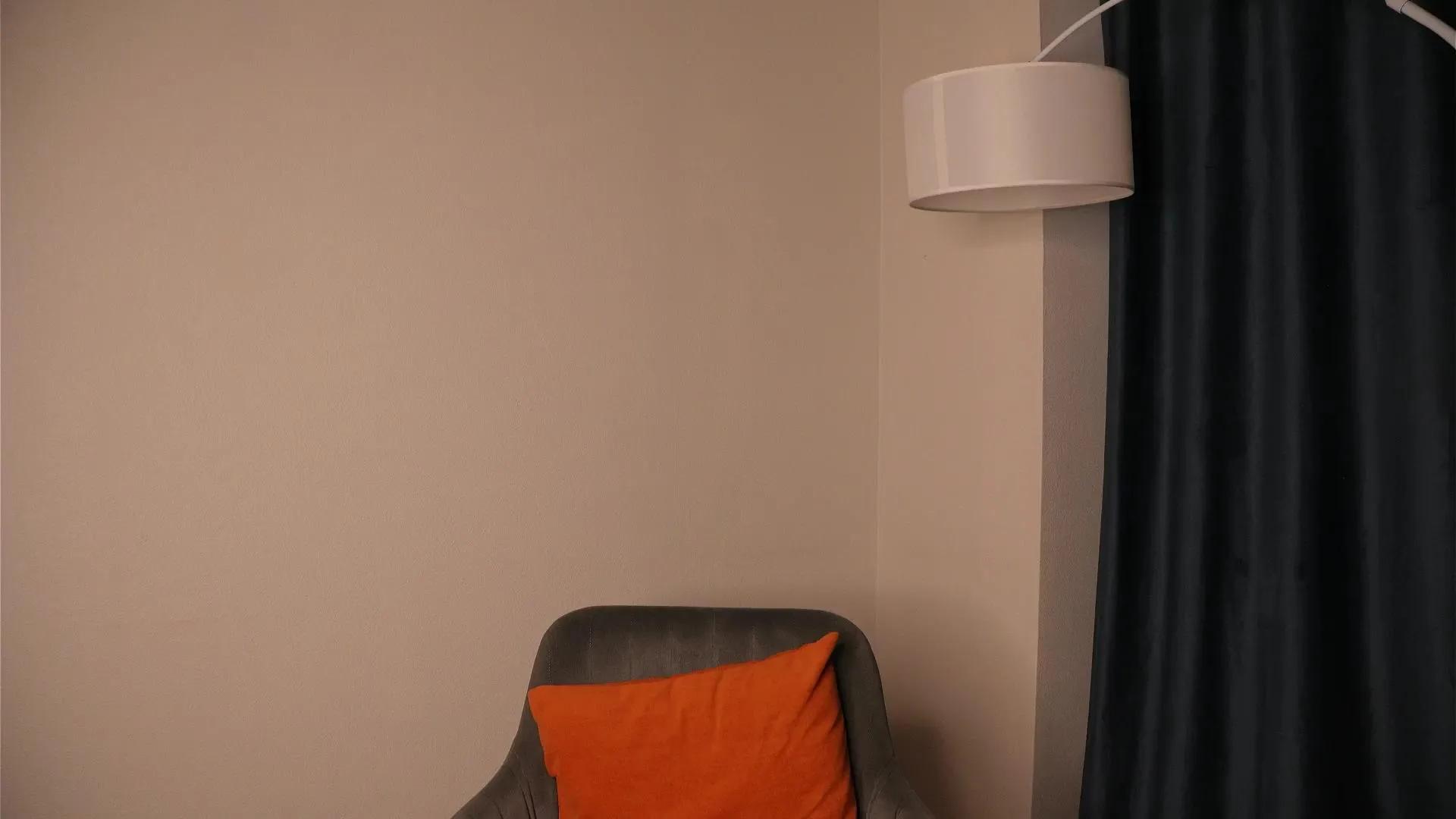 DaraKellon from Cam4