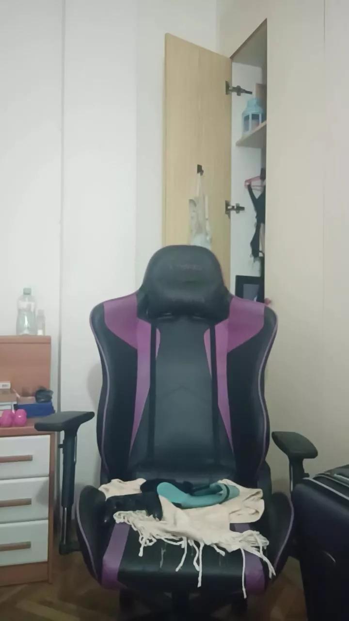 Cam4 FoxySpanks FoxySpanks from Cam4