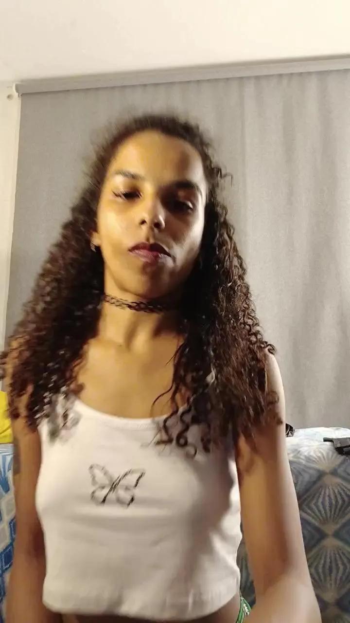 girlerotic4 from Cam4