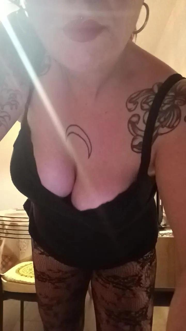 Cute Honey2991 from Cam4 Honey2991 from Cam4