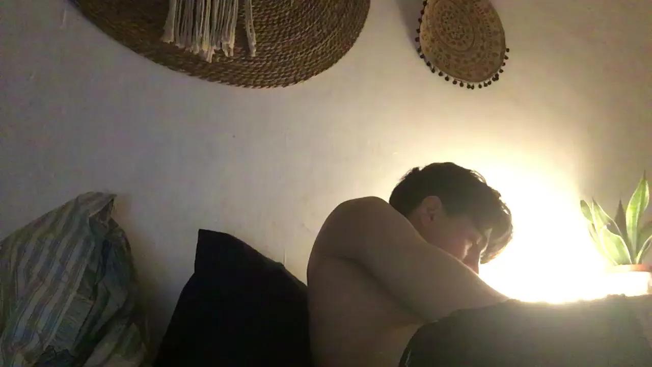 Jovencitobcn21 from Cam4