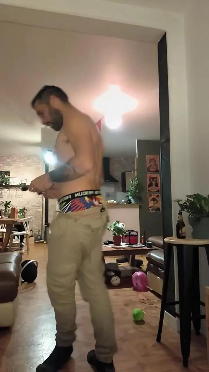 Cute Lebrun51 wants you to fuck his body now lebrun51 from Cam4