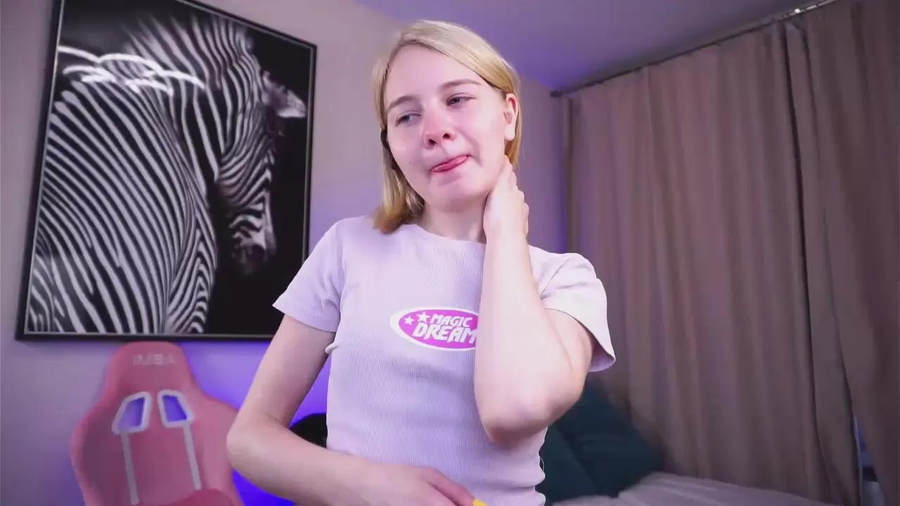 Masturbate to 24 years old LoraEddy from Cam4 LoraEddy from Cam4