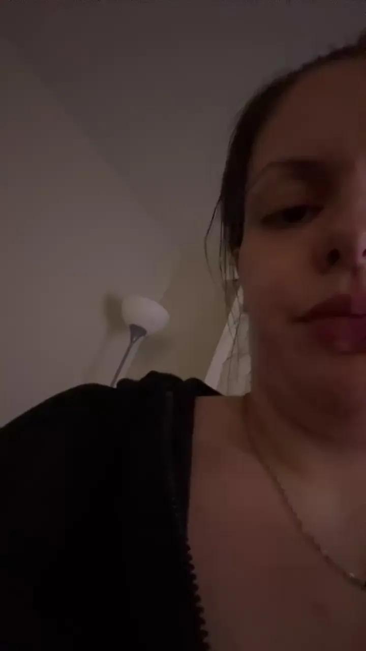 Explore cute slut Mamiicreampie mamiicreampie from Cam4