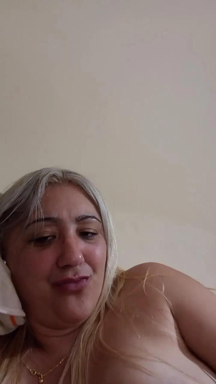 manuelly_fun from Cam4