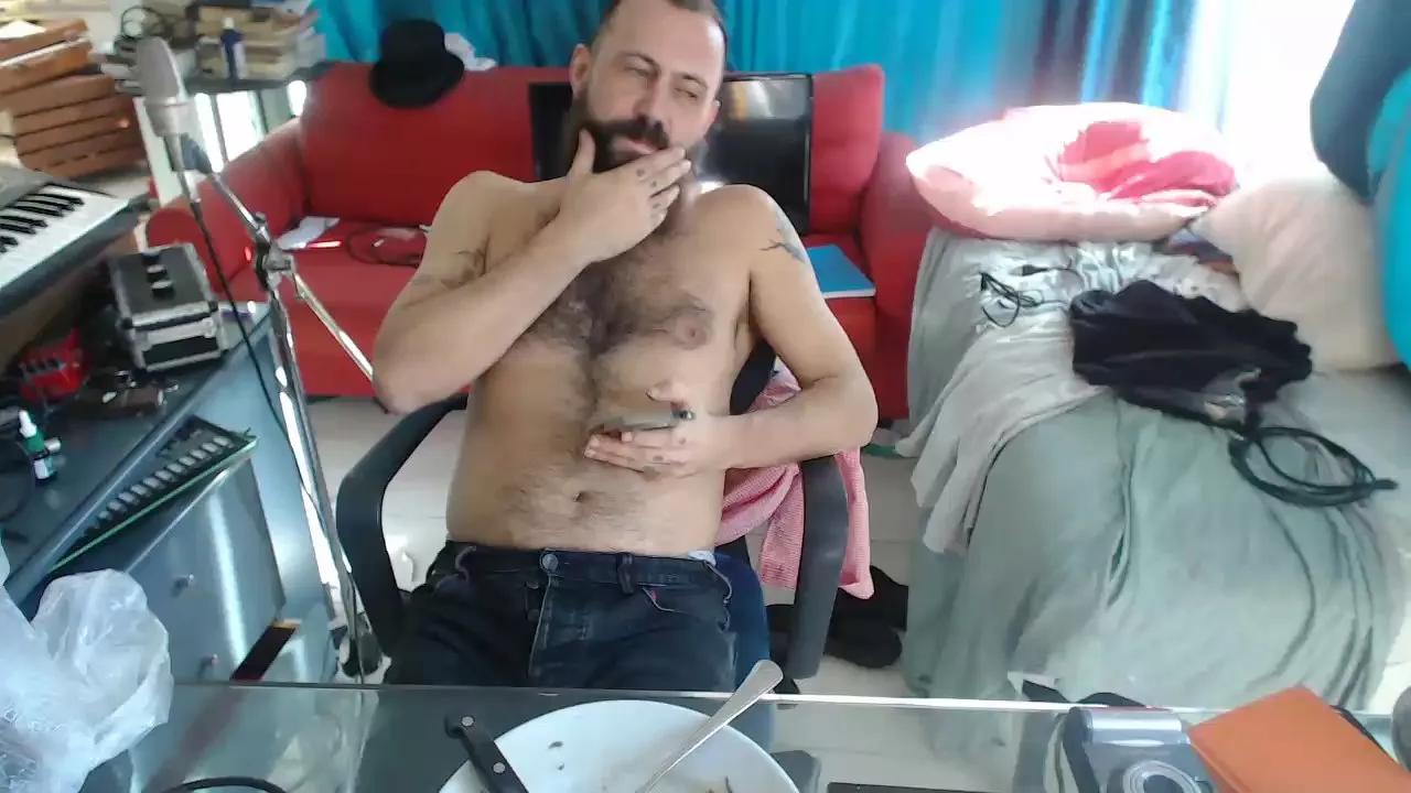 Sweet Minddesire wants you to fuck his body now Minddesire from Cam4