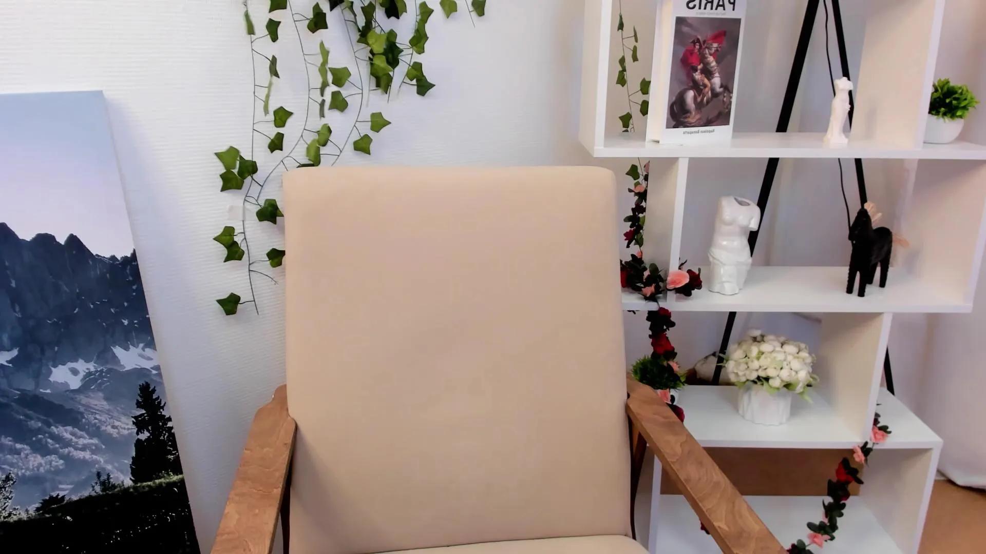 NeidaCaroway from Cam4