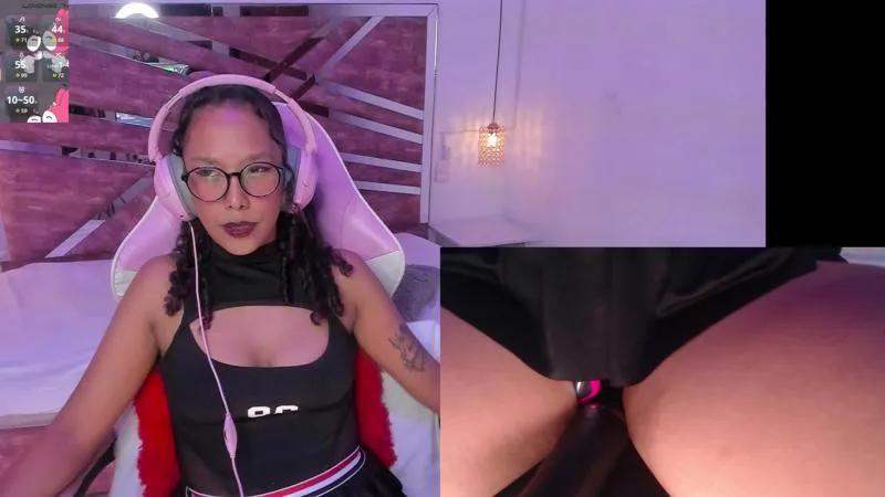 Watch 25 years old NovaLyn_ from Cam4 NovaLyn_ from Cam4