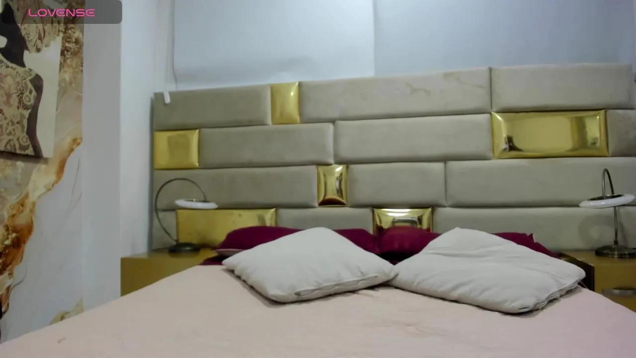 Masturbate to cute performer ScarlettFlever ScarlettFlever from Cam4