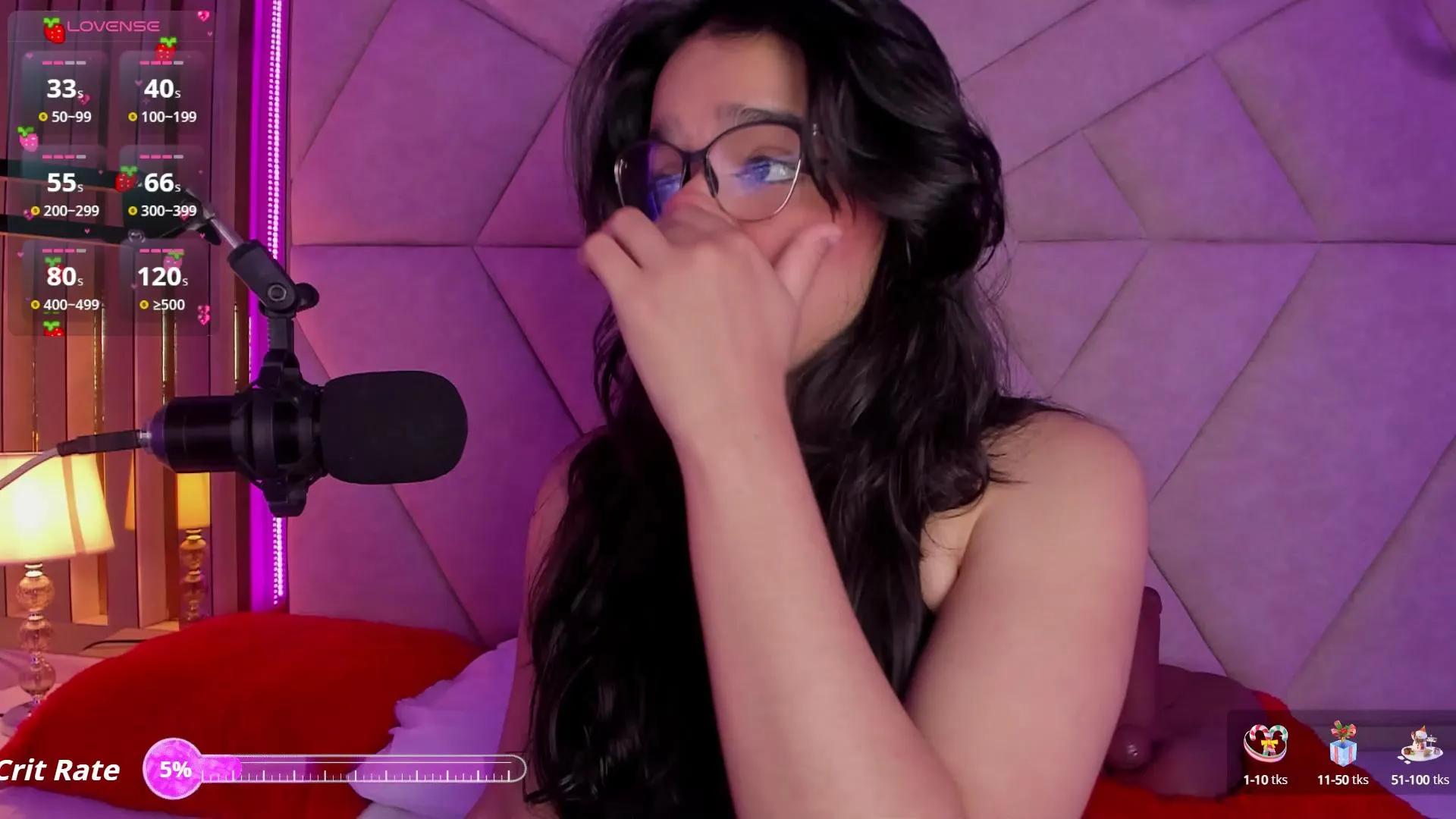 Slutty ValerieKay wants you to fuck her body now ValerieKay from Cam4