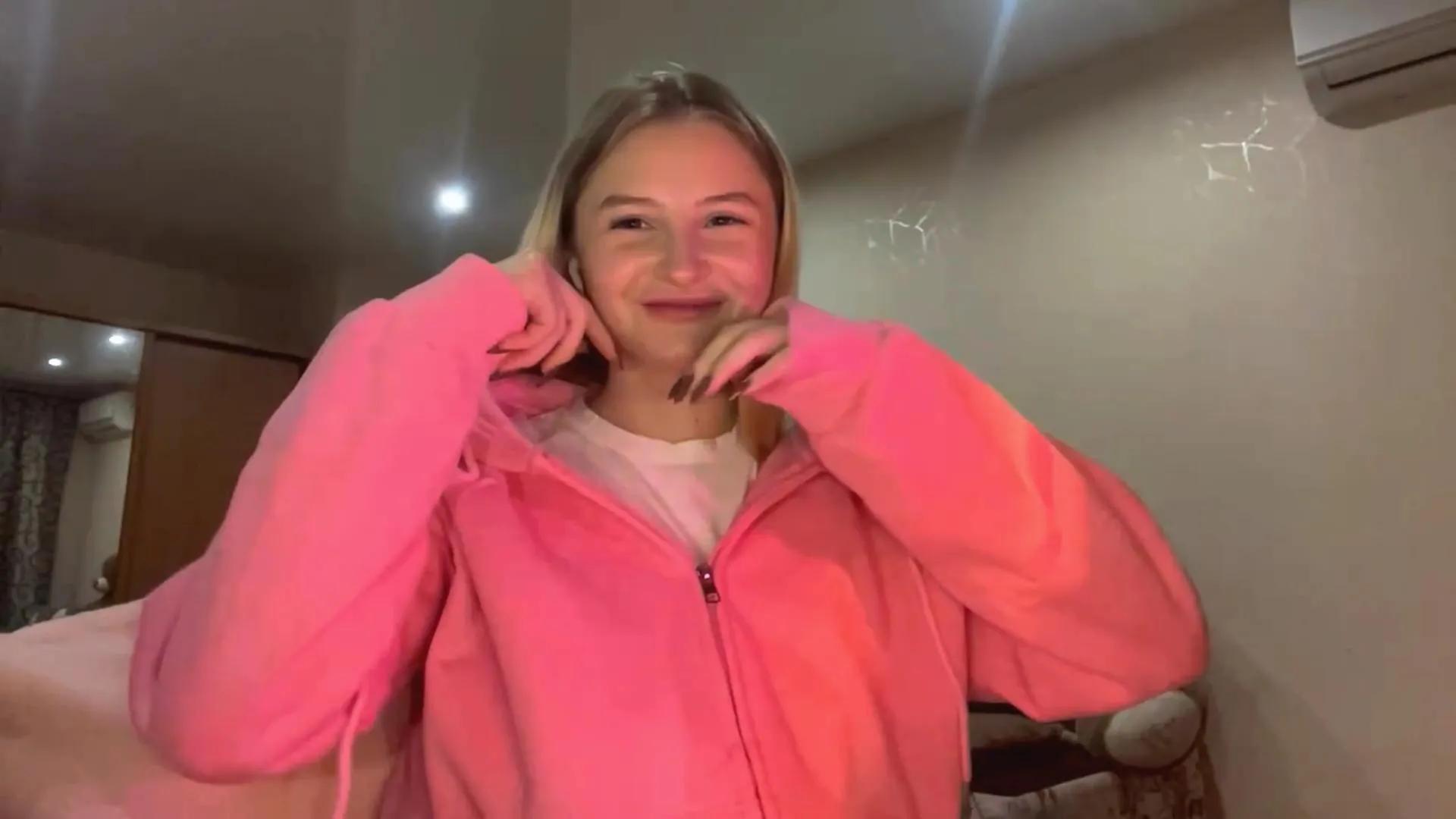 Slutty VictoriMystery from Cam4 VictoriMystery from Cam4