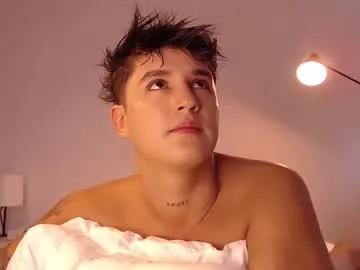 Discover sexy slut Angelcossio angelcossio from Chaturbate