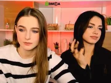 aria_moo from Chaturbate