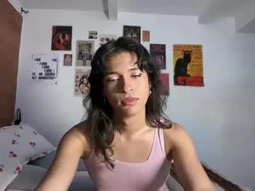 bloomingbella from Chaturbate