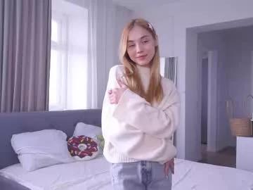 blue_bow from Chaturbate