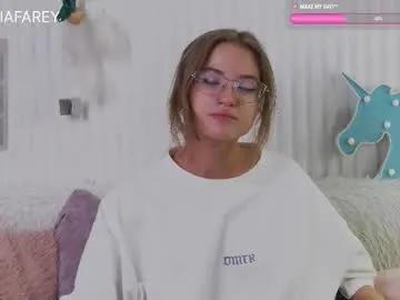 Sweet Calvia_farey wants you to fuck her body now calvia_farey from Chaturbate