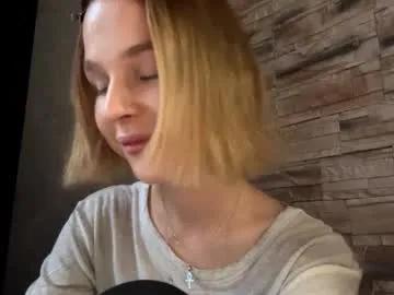 Try Gigikray, she wants to masturbate for you gigikray from Chaturbate