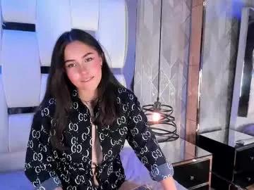 hannacollins_2 from Chaturbate