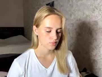 Explore slutty stripper Hermiladziekan hermiladziekan from Chaturbate