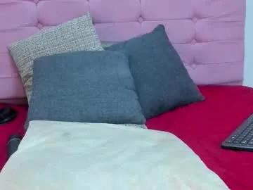 juliana12_ls from Chaturbate