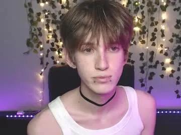 Try Kaislutx, he wants to masturbate for you kaislutx from Chaturbate