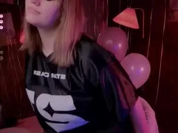 morvelyn from Chaturbate