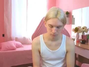 Naked Ron_vilsx wants you to fuck his body now ron_vilsx from Chaturbate